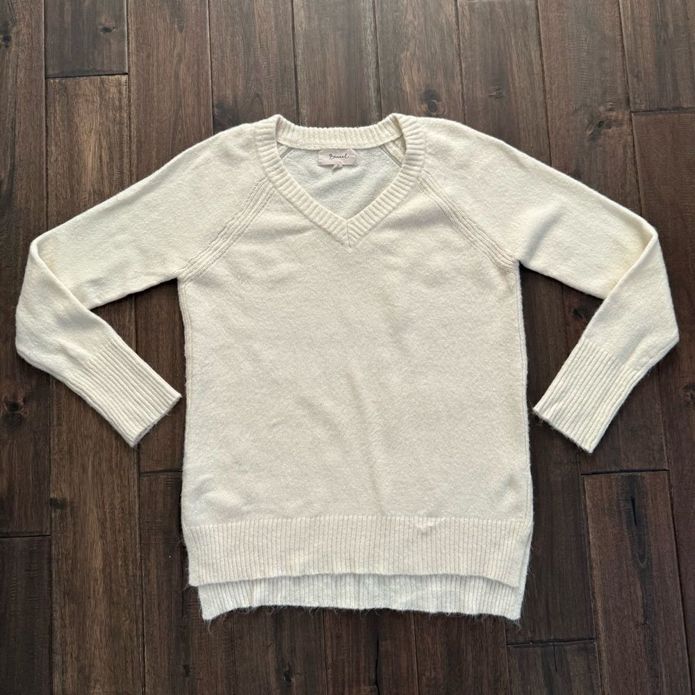 Becaal Winter White V-Neck Sweater S